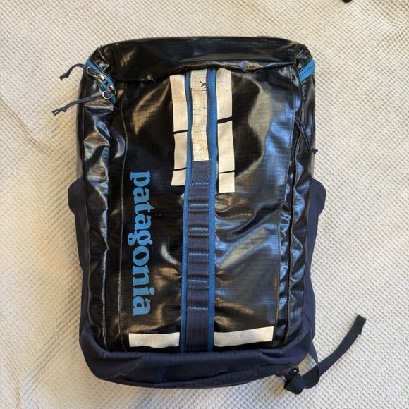 Patagonia 25L Black Hole Backpack Pack Navy Blue Sty49296 - Picture 1 of 15